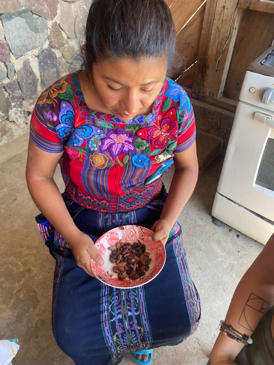 100% Ceremonial Cacao - Mother Earth - Finest Guatemalan Blend. Solid Cacao Bar (227g or 454g). Supports Womens Collective. (Cahabon origin) - Salmon Pink Colour.